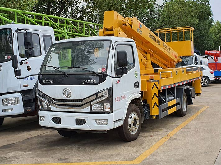 東風D7高空作業(yè)車  視頻